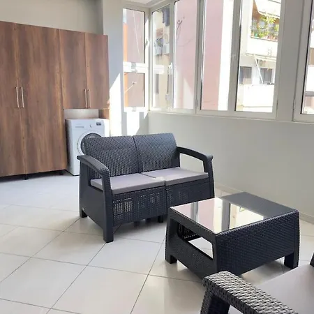 Modern Meets Comfort 2 Bedroom In Bllok Apartment *
