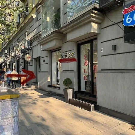 Modern Meets Comfort 2 Bedroom In Bllok * Tirana